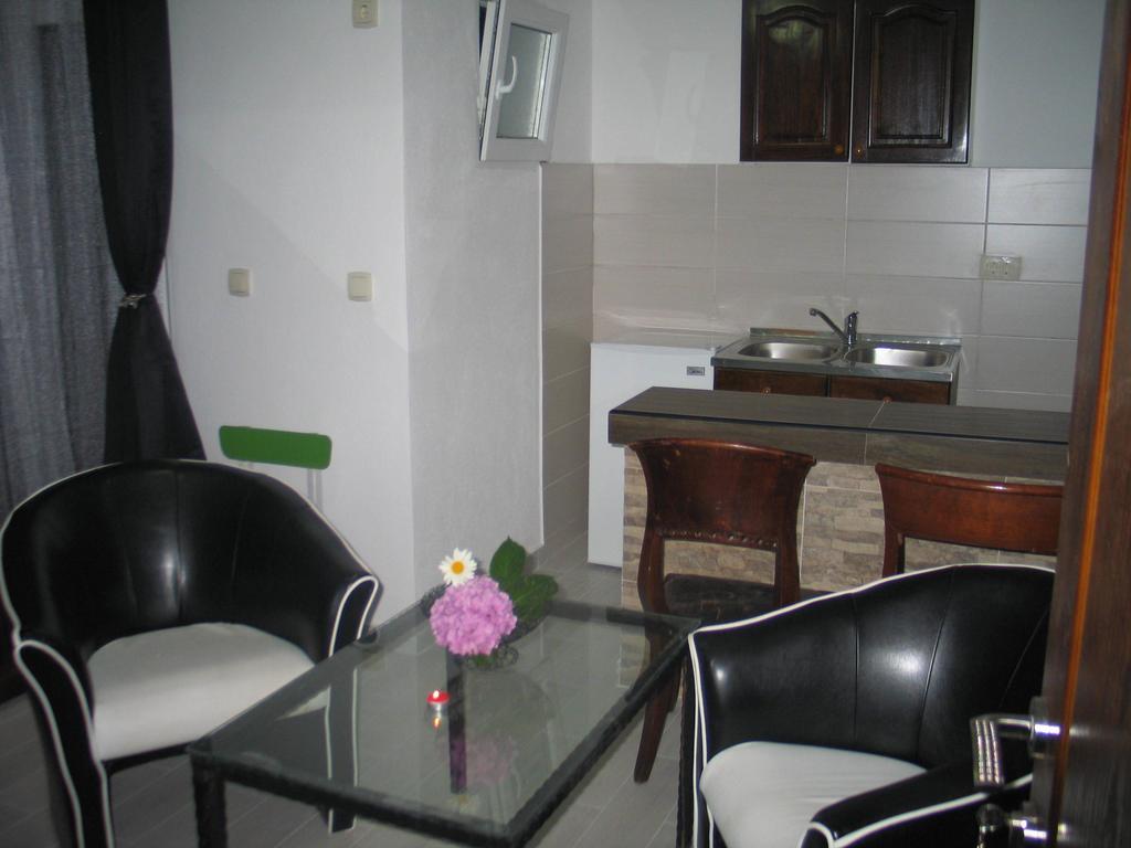 Guest House Dena Добра-Вода Номер фото