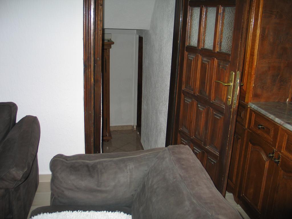 Guest House Dena Добра-Вода Экстерьер фото