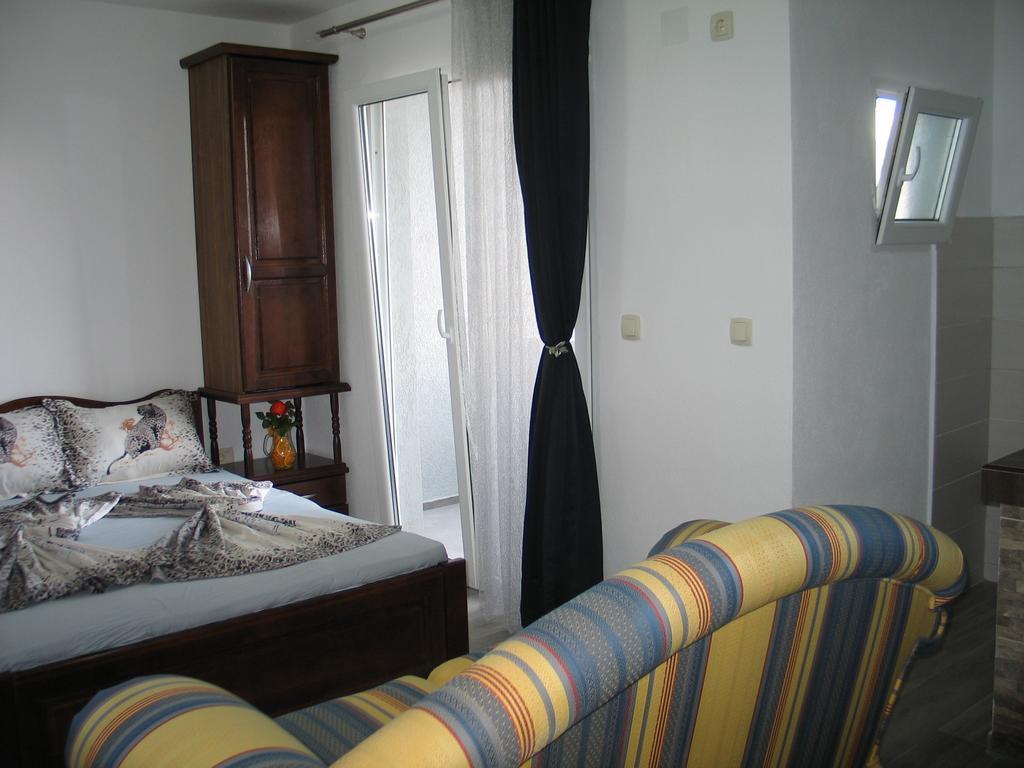 Guest House Dena Добра-Вода Номер фото